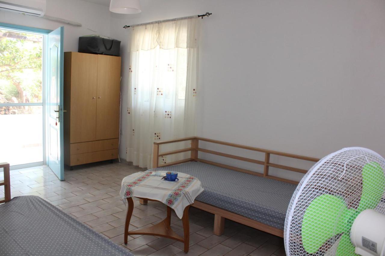 Aaron Apartments Ferma Luaran gambar